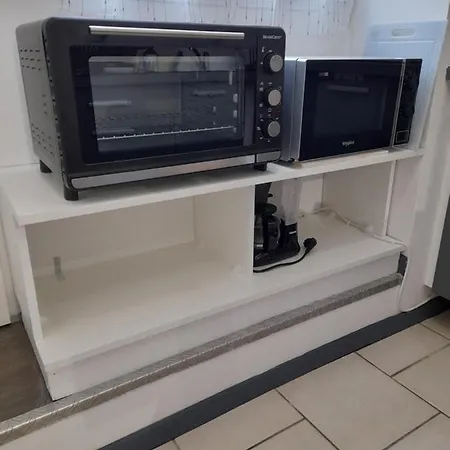 Chez Sabine Et Patrick נרבון